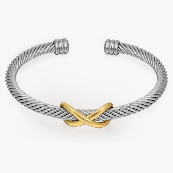 Silver and Gold twisted cuff bracelet with infinity knot designer Jewlery look - Picture 1 of 6